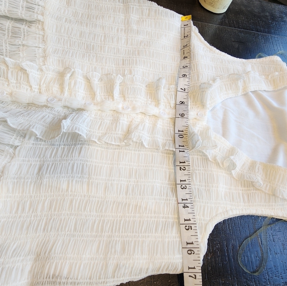 entro White Ruffled Sleeveless Tank Top - Picture 3 of 6